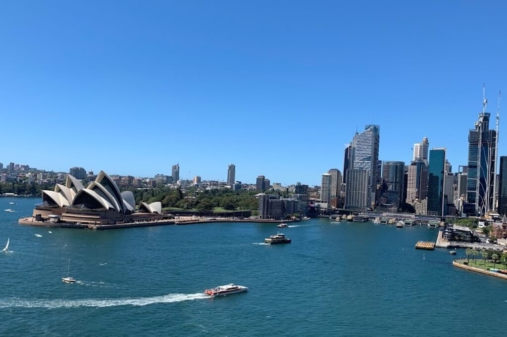 Australia's cruise ban crisis continues